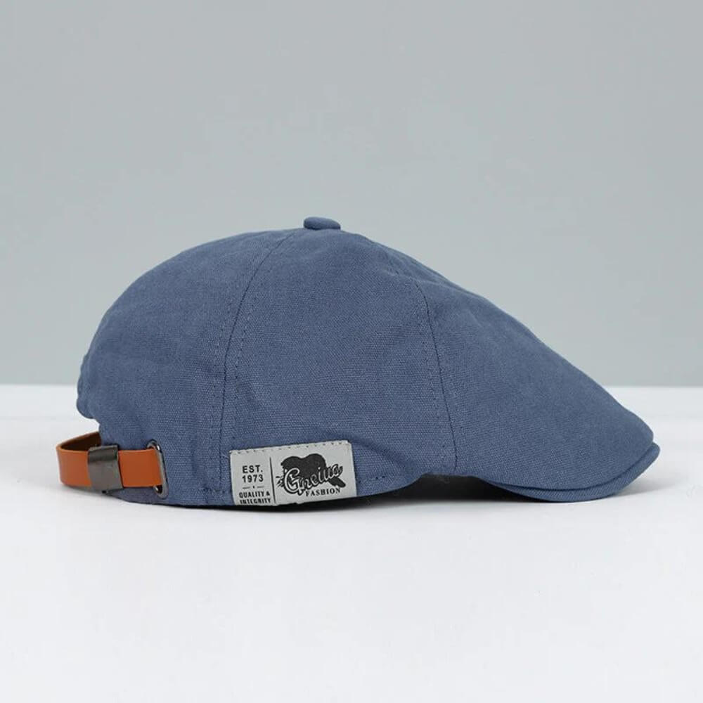 Modische Herren Baskenmütze, die jedem Look Eleganz verleiht. Stilvolle und bequeme Kopfbedeckung.
