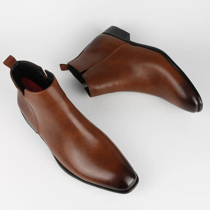 Bequeme Herren-Retro-Stiefel in Braun mit seitlichem Reißverschluss für optimalen Halt.