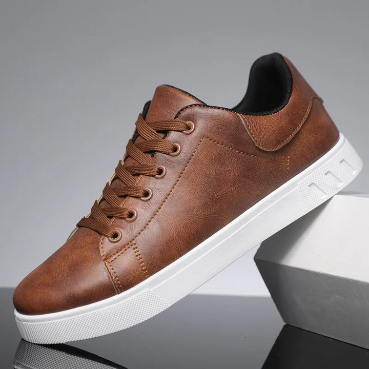 Klassische Herren-Schnürschuhe: Elegante, stilvolle Business- und Freizeitschuhe für den modernen Mann.