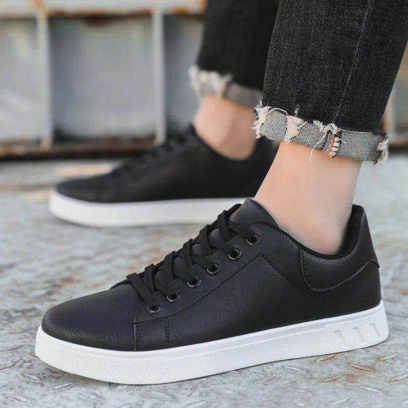 Elegante Herren-Schnürschuhe: Zeitloses Design, bequem und modern für Business, Anzug und stilvollen Freizeit-Look.