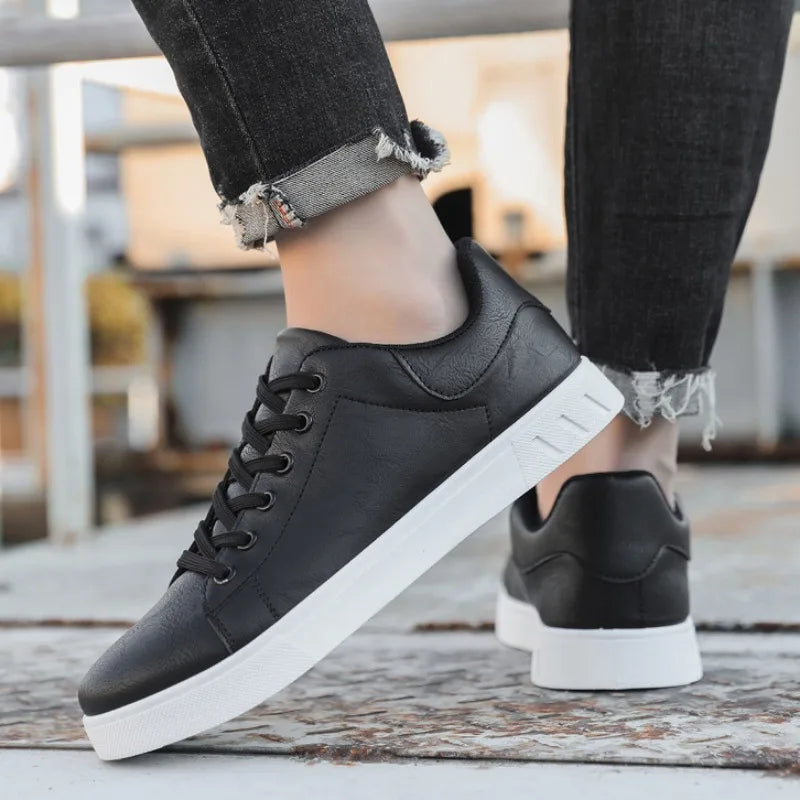 Moderne klassische Herrenschuhe: Vielseitige Business- und Freizeitschuhe, bequem und langlebig für jeden Anlass.