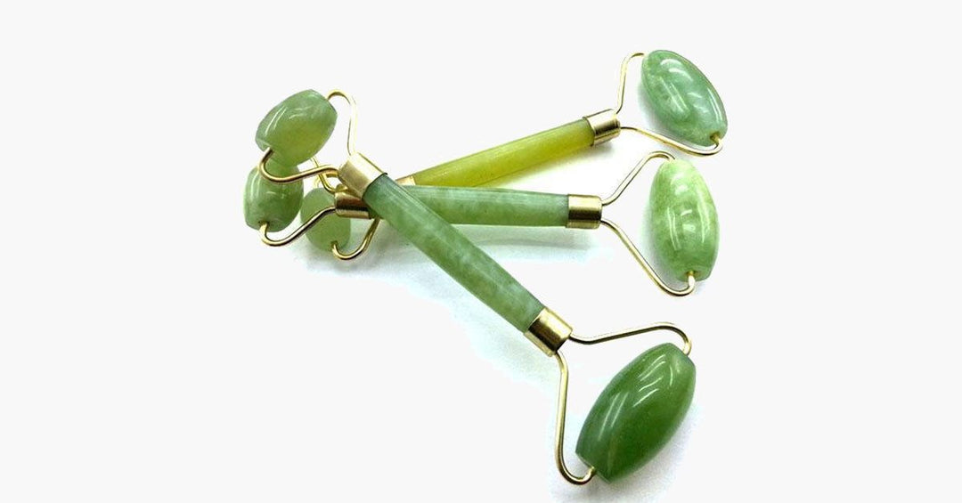 Naturstein Jade-Gesichtsroller, ideal für tägliche Hautpflege und Anti-Aging-Routine. Für straffe, schöne Haut.