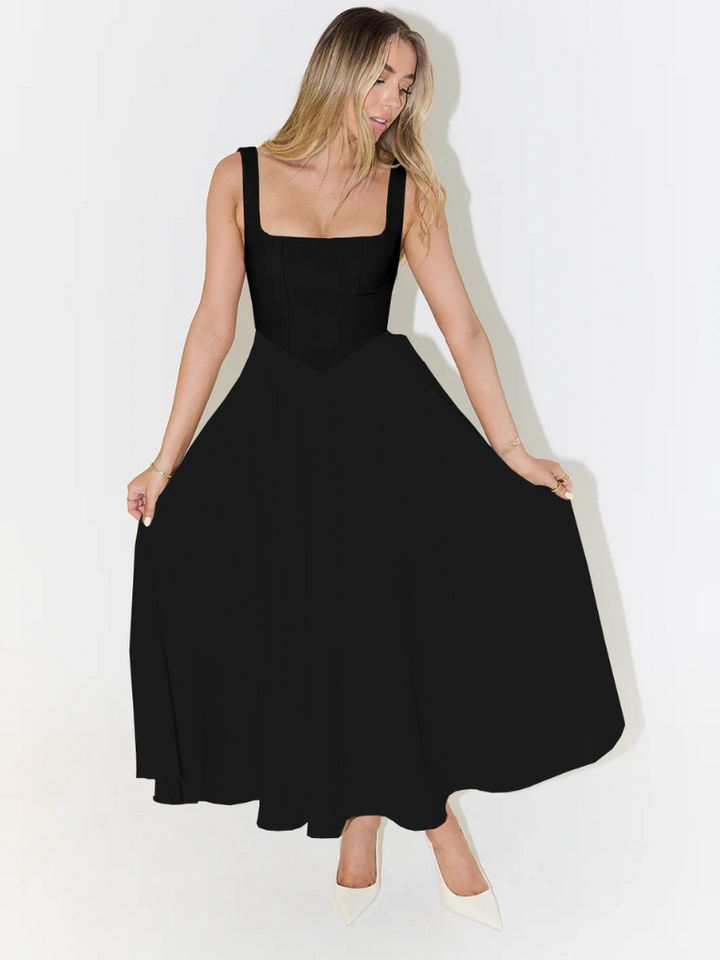 Schwarzes Damenkleid im Midi-Schnitt, elegantes und vielseitiges Basic für jede Garderobe.