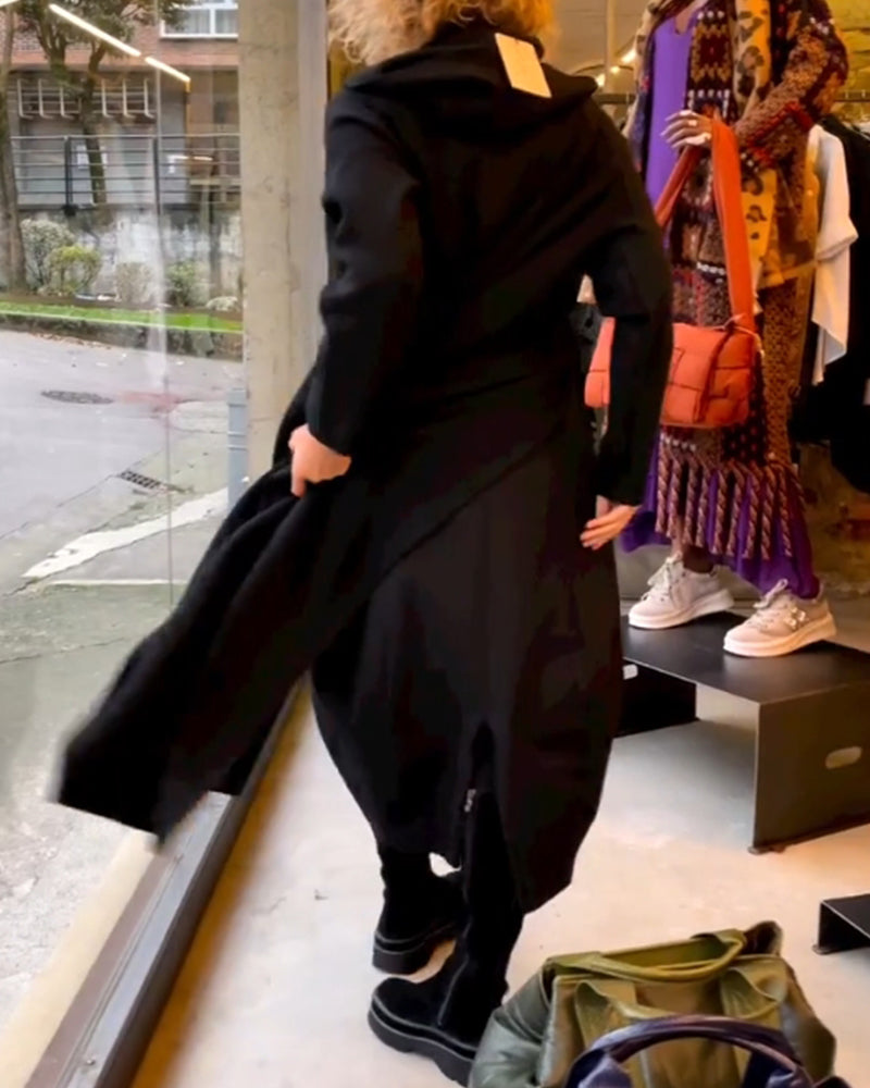 Damen Midi-Kleid Sofia in Schwarz, klassischer Stil mit runden Ausschnitt und langen Ärmeln, zeitlos schick.
