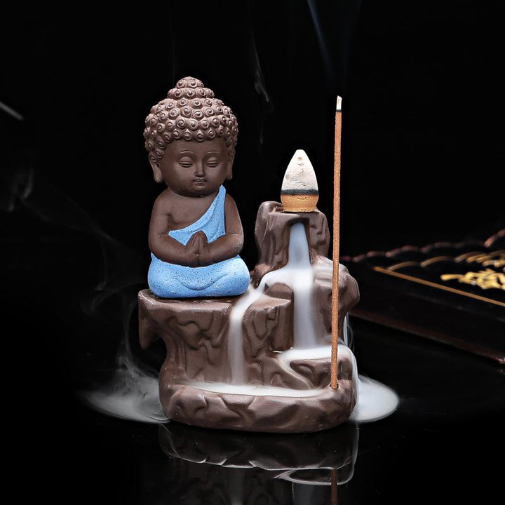 Kleiner Buddha Rückfluss Räuchergefäß aus Keramik für entspannende Aromatherapie & Meditation.