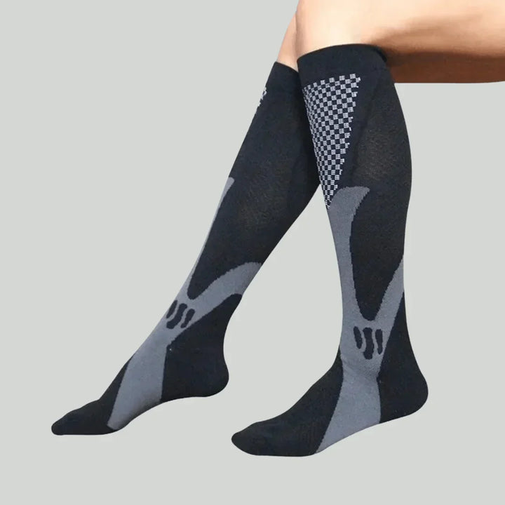 Unisex Kompressionssocken ActiveSupport für verbesserte Durchblutung & weniger Beinschmerzen im Alltag.
