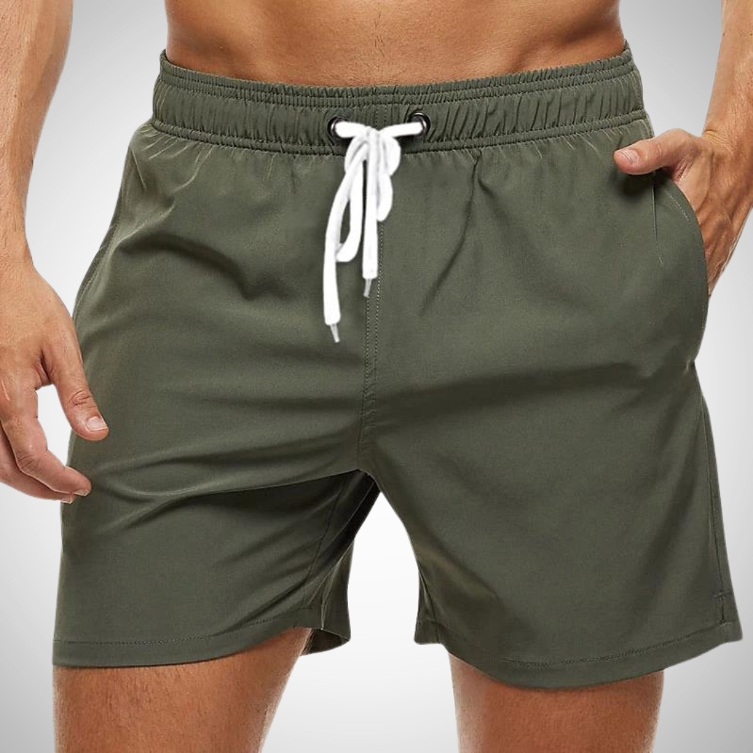 Komfortable Herren Badehose, schnelltrocknend für Strand & Pool. Ideal für Wassersport & Urlaub.