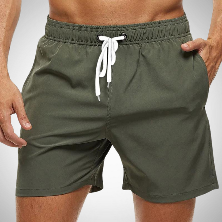 Komfortable Herren Badehose, schnelltrocknend für Strand & Pool. Ideal für Wassersport & Urlaub.