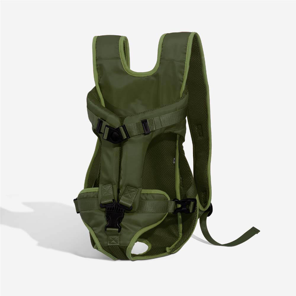 Sicherer Outdoor-Hundetrage-Rucksack mit Gurten für festen Halt auf jeder Reise.