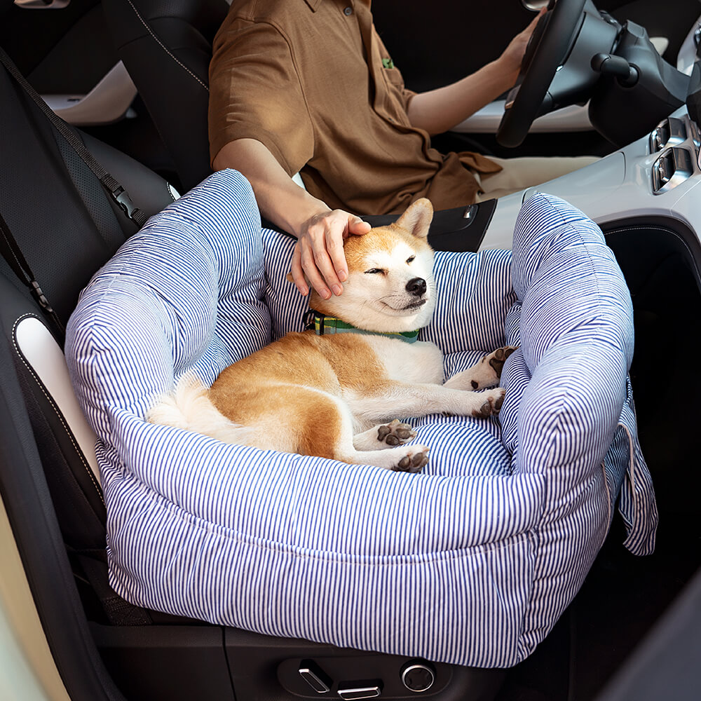 TravelPaw Hundenest: das ideale Autobett für Ihren Hund. Bietet Sicherheit & Komfort auf jeder Autofahrt.