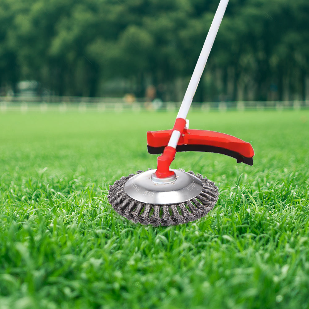 Effizienter Elektrorasenmäher für eine gepflegte Grasnarbe, einfach in der Handhabung bei jeder Gartenarbeit.
