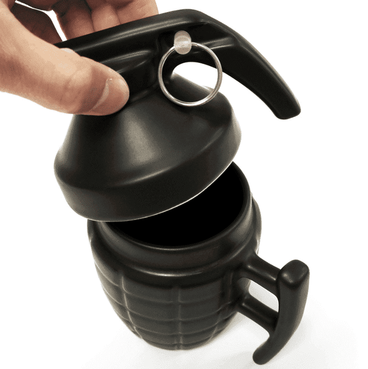 Originelle Keramik-Granaten-Tasse mit Deckel, ideal als Kaffeetasse oder Teetasse. Einzigartiges Männergeschenk.