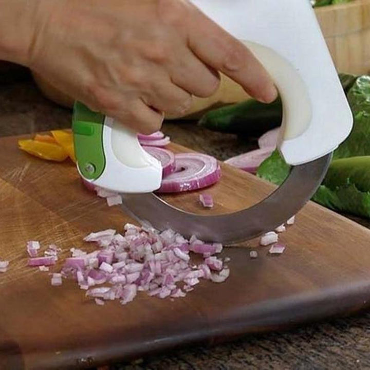 Innovativer Küchenhelfer: Kreismesser aus Edelstahl für schnelles und sicheres Schneiden von Speisen.