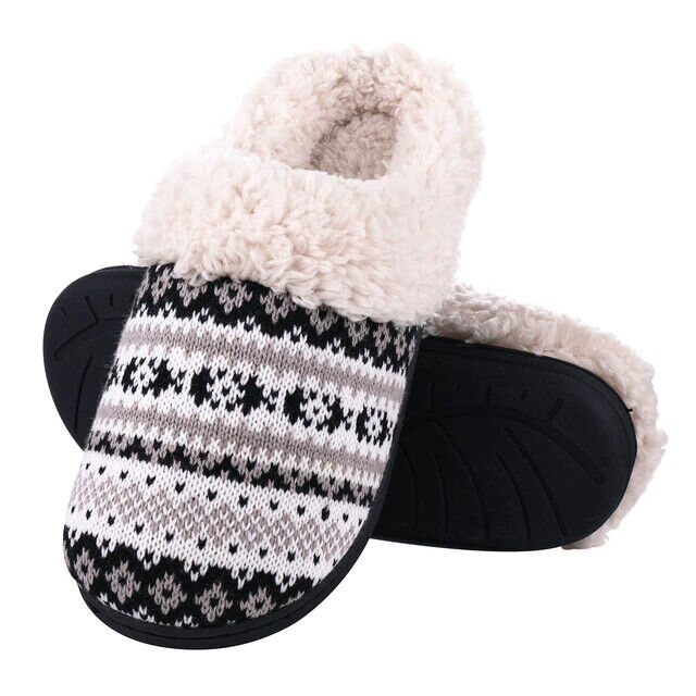 Stilvolle Hausschuhe für Damen, warm & bequem, mit rutschfester Sohle. Ideale Pantoffeln für Zuhause.