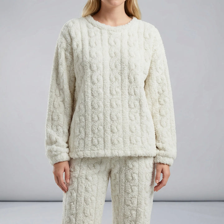 Bequemes Damen Langarm Schlafanzug Set Amy für entspannte Abende & Nächte. Weiche Loungewear.