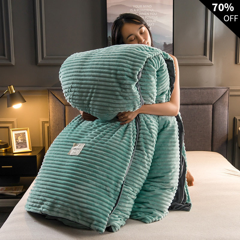 Hochwertiges Fleece Duvet Set, luxuriös weich & warm, bringt Gemütlichkeit in Ihr Schlafzimmer.