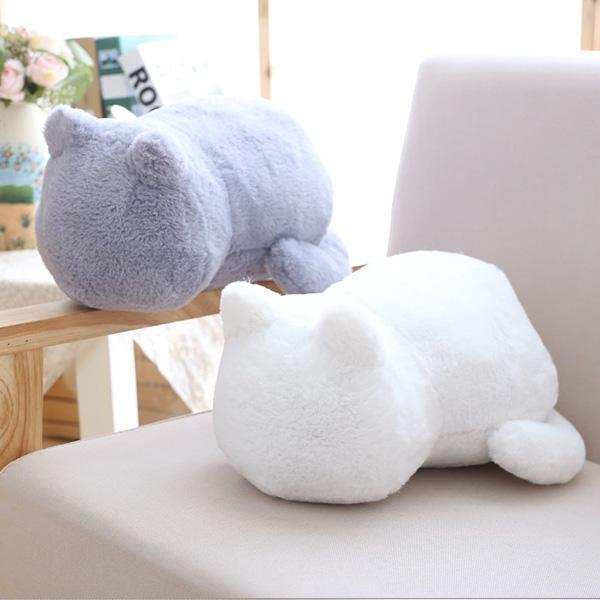 Komfortables Plüsch Katzenkissen, ideal zum Entspannen. Ein kuscheliges Kissen für Sofa und Bett.