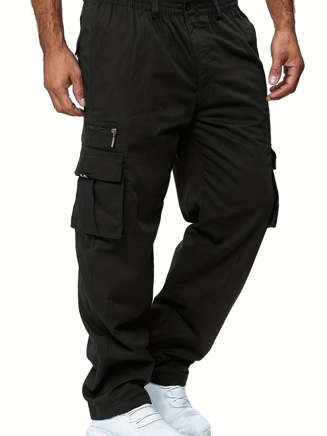Lässige Herren Cargo Hose in Beige, bequem & vielseitig für Freizeit & Alltag mit praktischen Taschen.