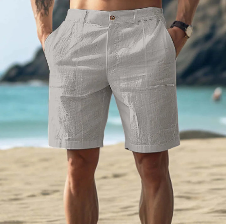 Bequeme Herren Strandshorts in modernem Design, vielseitig tragbar als kurze Hose für Urlaub & Freizeit.