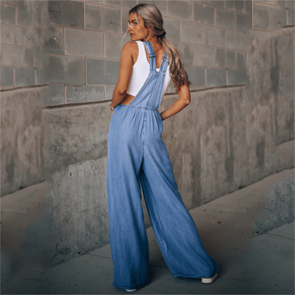 Blauer Damen Denim Jumpsuit, lässig & modern. Einteiliger Jeans-Overall für stilvolle Freizeitmode.