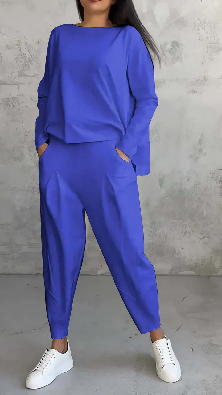 Trendiger Damen Zweiteiler Freizeitanzug Brooklyn. Lockeres Set ideal für lässige Sommer Outfits.