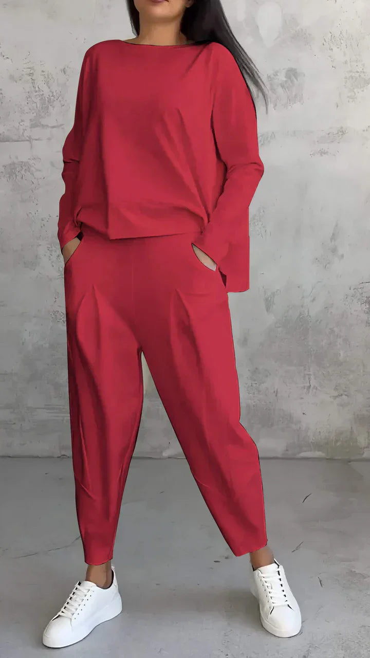 Damen Freizeitanzug Brooklyn: trendiges Casual Set. Modischer Zweiteiler für einen lässigen und bequemen Look.