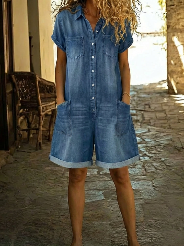 Lässiger Damen Kurz-Overall für den Sommer, perfekt für Freizeit, Strand & Urlaub. Bequemer Jumpsuit mit Taschen.