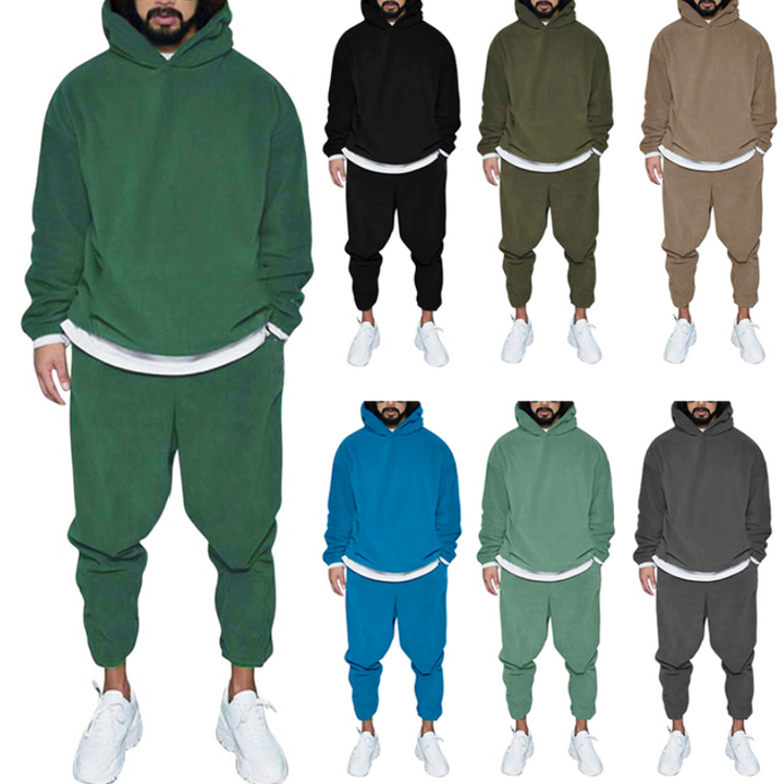 Senn Jogger Sportbekleidung für Männer. Lässiger Freizeitanzug als bequemer Zwei-Teiler für jeden Tag.