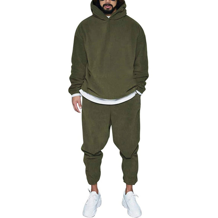 Hochwertiger Senn Jogger Herren-Zweiteiler. Atmungsaktive Sportbekleidung für optimalen Komfort und Stil.