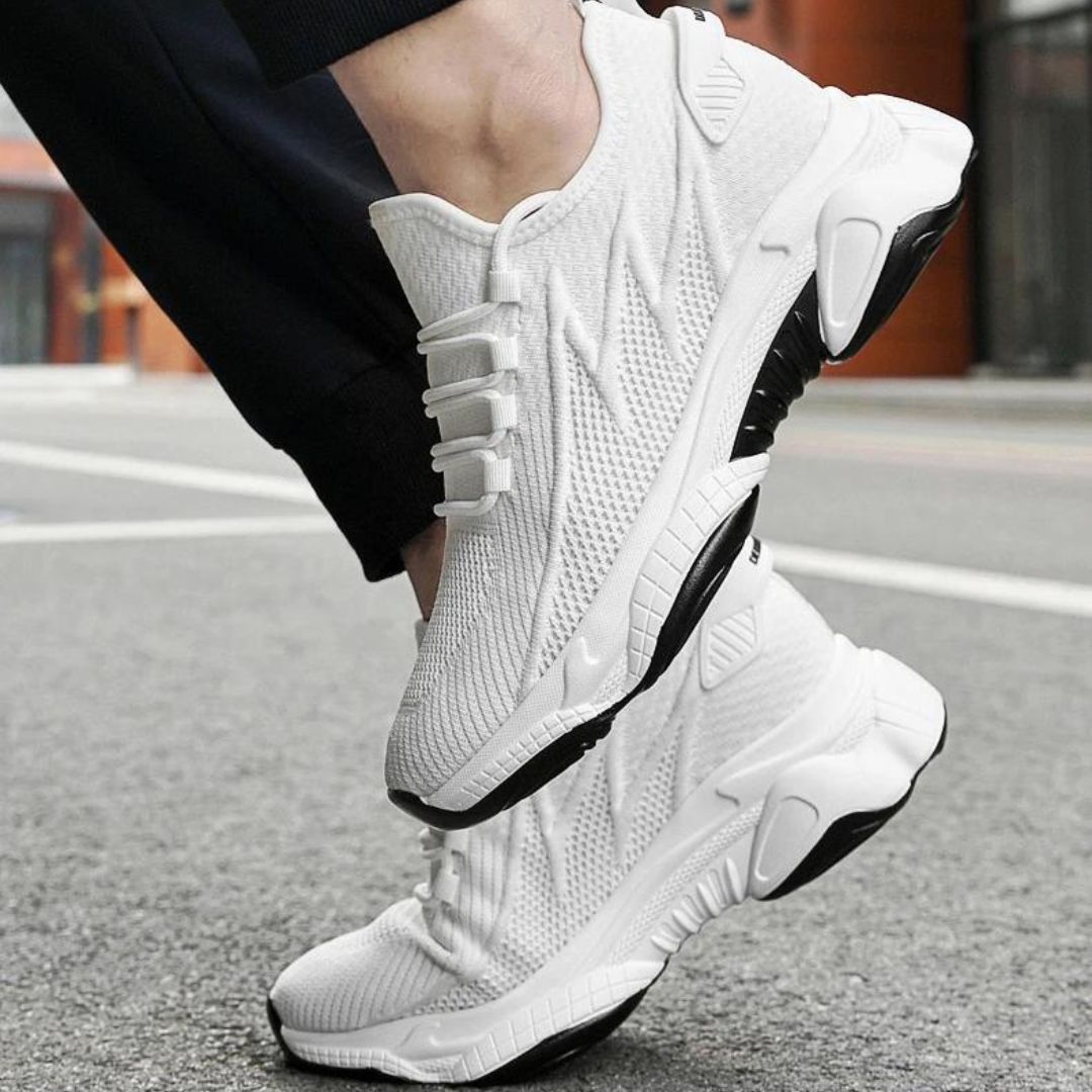 Komfortable MaxLift Boost Herren Sneaker, schwarz, perfekt für den ganzen Tag, erhöhen die Körpergröße.
