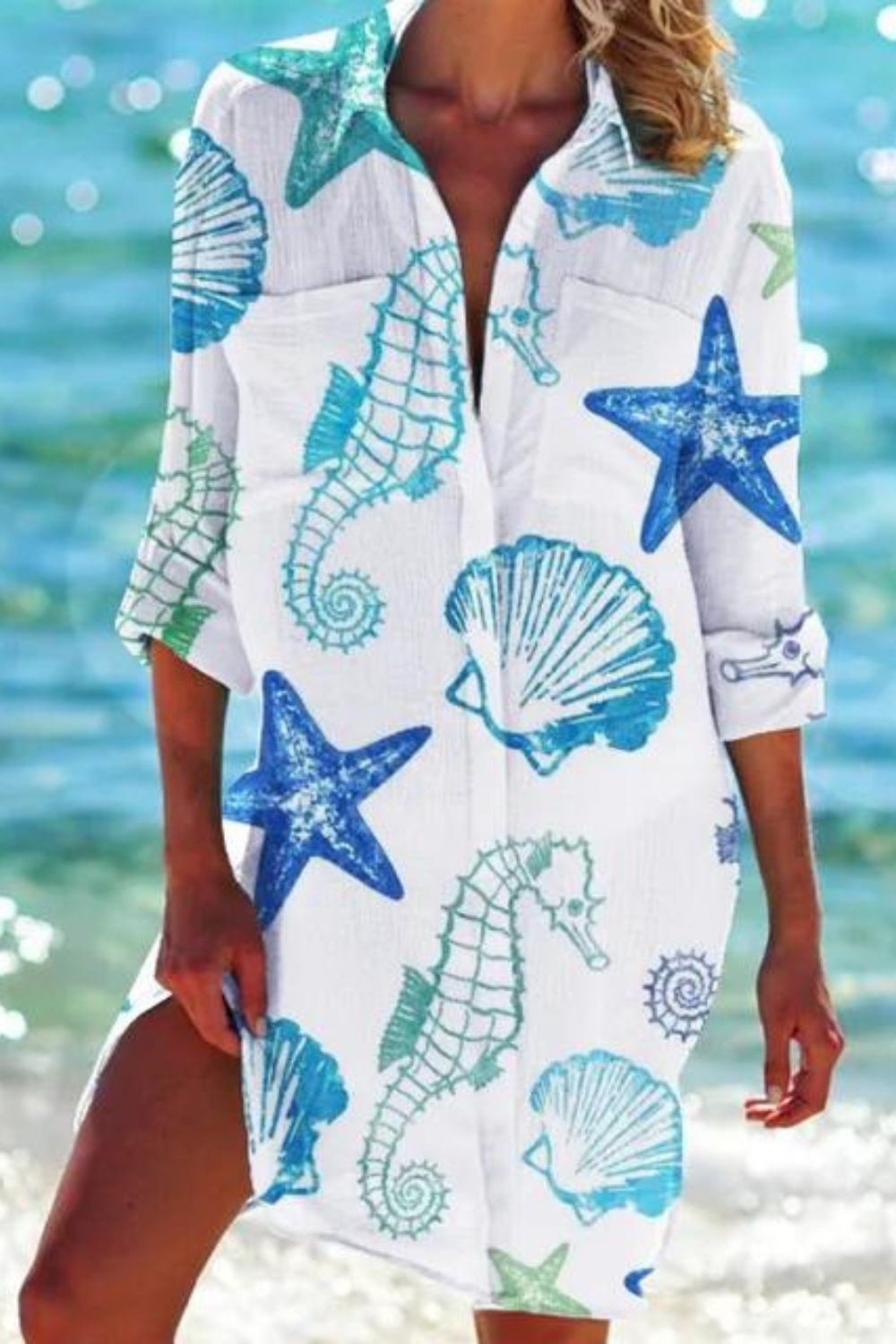 Damen Tunika-Kleid für den Strand, mit elegantem Meeresmotiv, Halbarm und durchgehender Knopfleiste.
