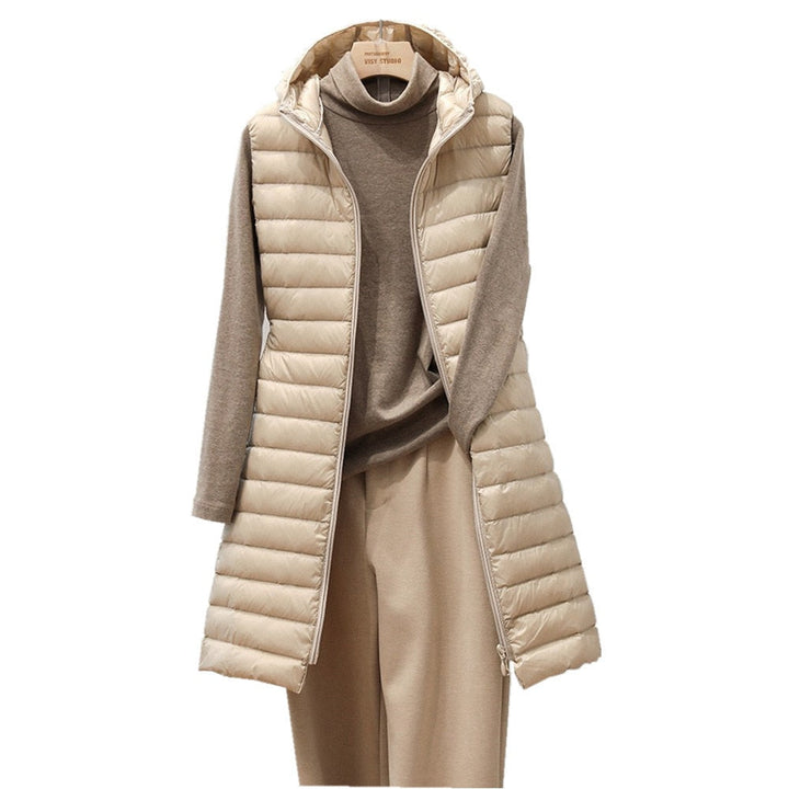 Eleganter langer Damen Bodywarmer Rianne für Komfort und Wärme; perfekte ärmellose Jacke für kühle Tage.