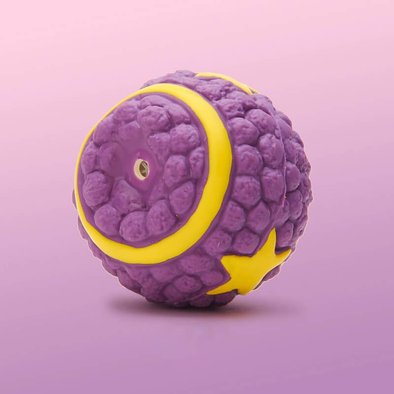 Einzigartiger Latex Quietschball, langlebig und kaubar, das ultimative Apportier- und Kauspielzeug.