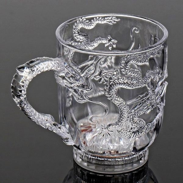 Unisex LED Drachenbecher mit Farbwechsel, vielseitiges Partyzubehör und cooles Trinkgefäß für jeden Anlass.