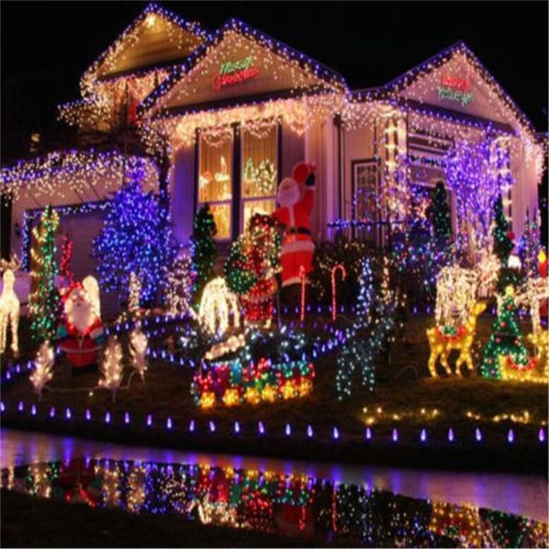 LED Lichterkette für stimmungsvolle Weihnachtsdekoration im Innen- und Außenbereich.