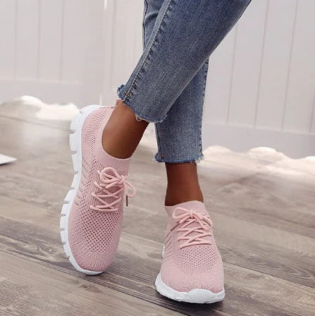 Rutschfeste Damen Sportschuhe, komfortable Sneaker für sicheren Halt bei Training & Freizeit.
