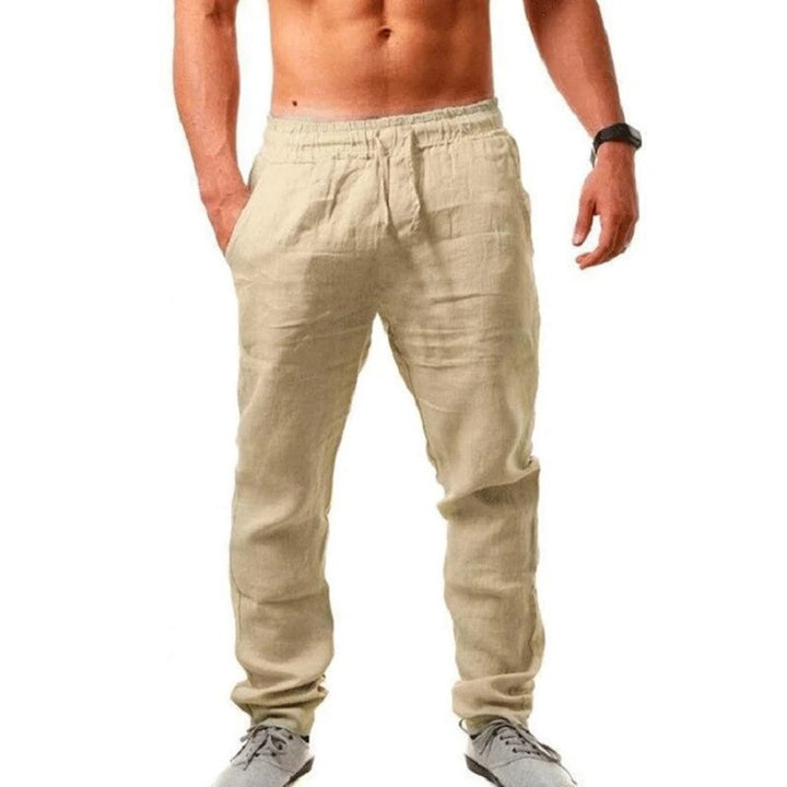 Herren Sommerhose aus atmungsaktivem Stoff, ideal für Urlaub & Strand. Bequeme, vielseitige Freizeithose für Männer.