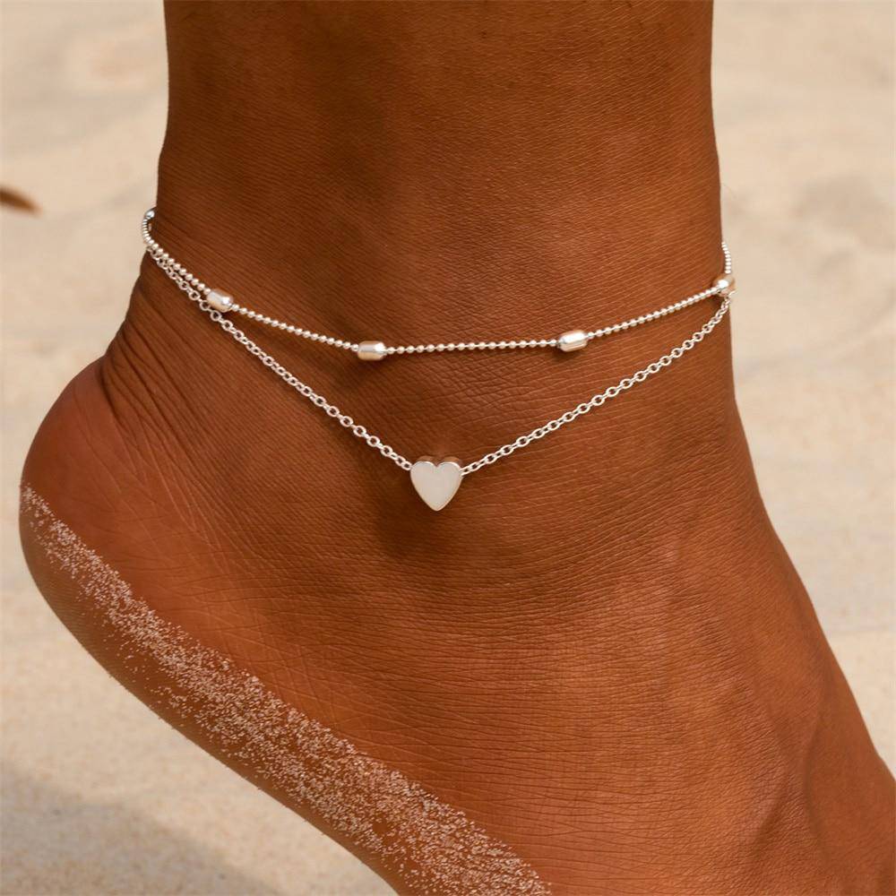 Damen Fußkettchen aus 925er Sterlingsilber mit Herz-Anhänger; elegantes Schmuckstück.