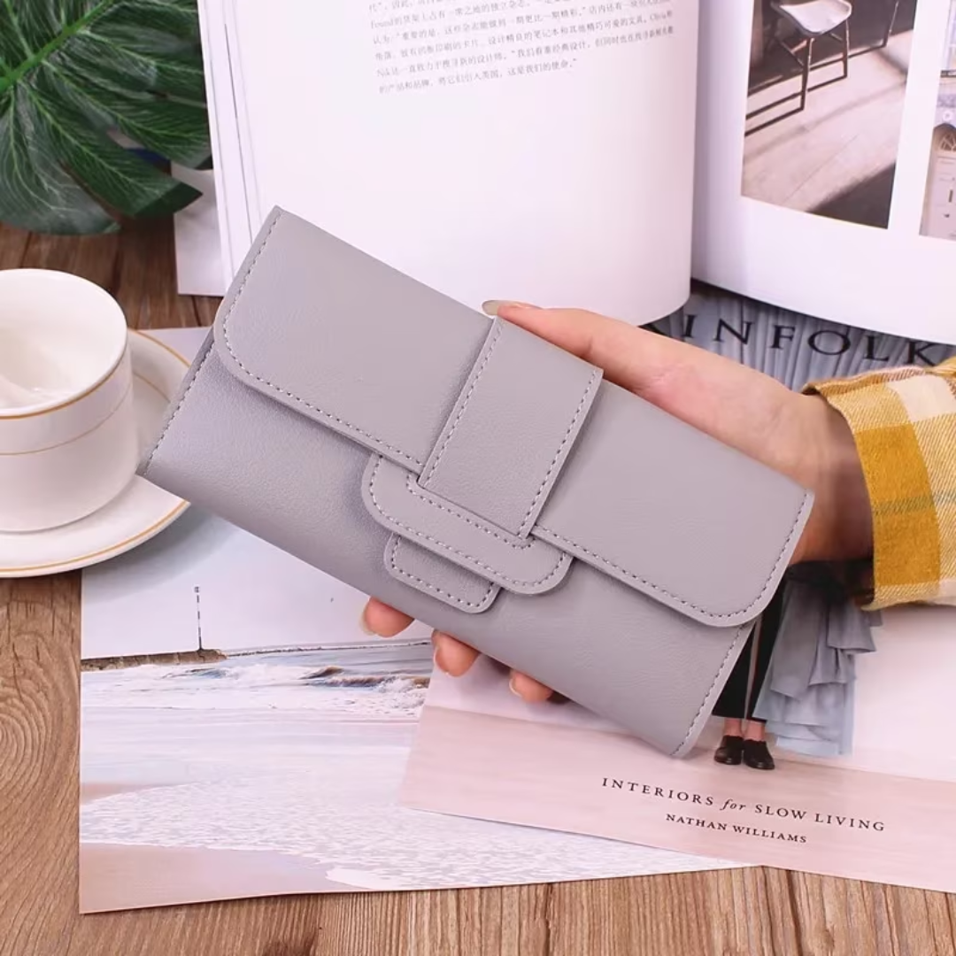 Schlichtes, langes Unisex Portemonnaie, ideal für Minimalisten, organisiert und praktisch für unterwegs.