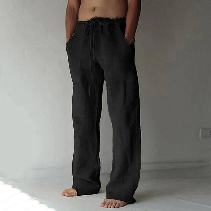 Lässige Herrenhose mit Kordelzug, Leinen-Mischung, ideal als Strandhose oder Urlaubshose für entspannte Tage.