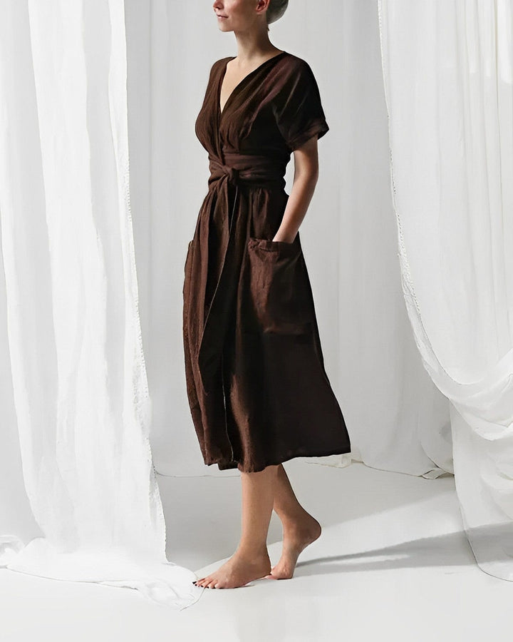 Vielseitiges Damen Midikleid: V-Ausschnitt, Wickelgürtel, Kimonoärmel. Perfektes Sommer- & Freizeitkleid.