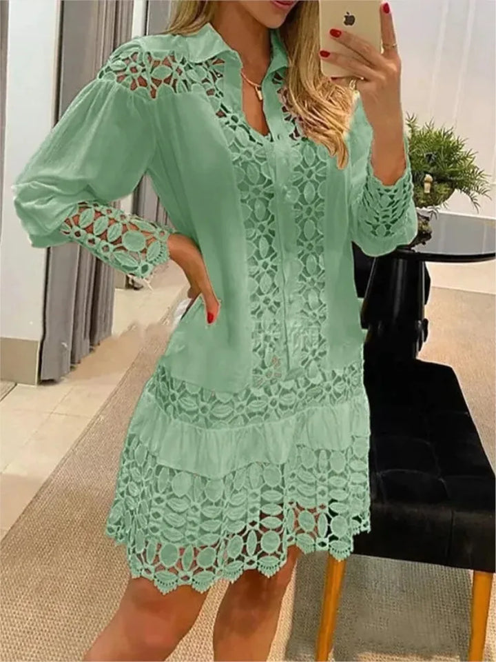 Vielseitiges Damen Minikleid in Blau, Hellgrün oder Weiß. Ein elegantes, luftiges Sommerkleid für Strand & Freizeit.