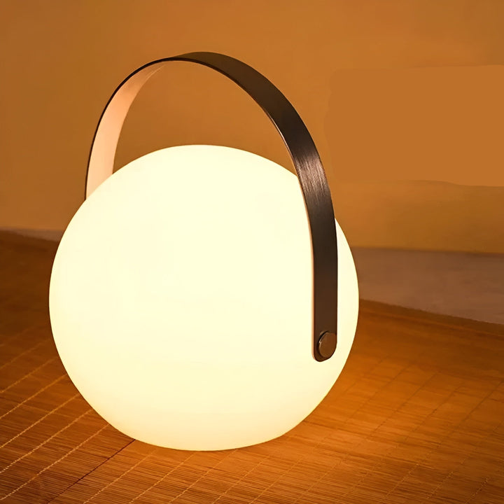 Lumora kabellose LED Tischlampe für Innen & Außen, modern, dimmbar, perfekt für Garten, Terrasse, Camping.