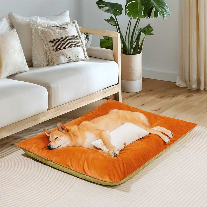 Luxuriöse Hundematte für drinnen, wasserabweisend, Kunstleder & Fleece, beruhigend.
