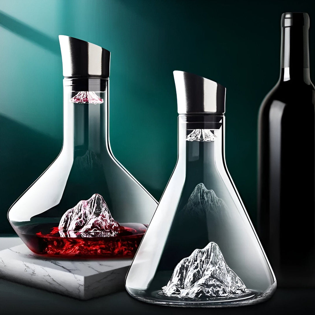 Multifunktionaler Wein-Dekanter (1500ml) aus Luxus-Kristallglas, Eisberg Design, belüftet, filtert & serviert Wein.