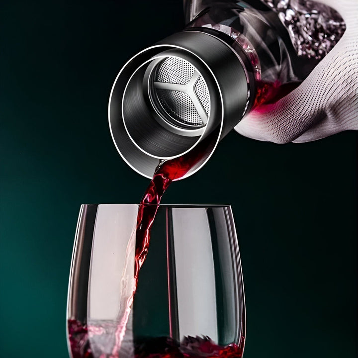 Bleifreier Wein-Dekanter (1500ml) aus Kristallglas mit Belüftungs- & Filterfunktion für optimalen Weingenuss.