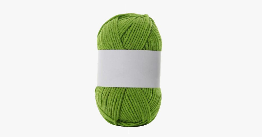 Bastelmaterial: Luxuriöses Milch-Baumwolle Garn für DIY-Schals, Mützen und Decken.