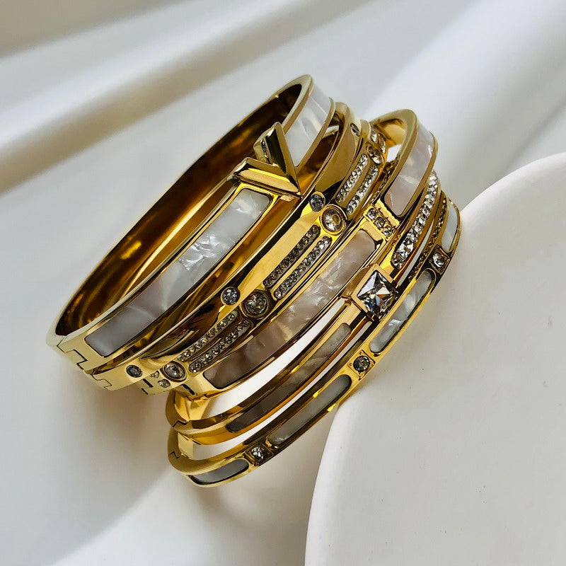 Vielseitiges Damen Armband mit Zirkonen, für festliche Anlässe und den Alltag.