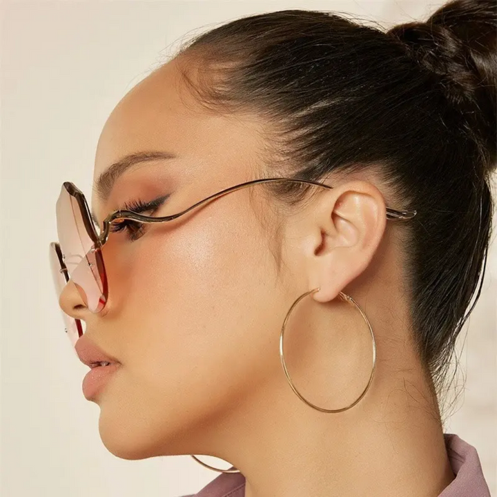 Unisex Mode-Sonnenbrille mit Gradient-Gläsern, ein Must-have für den Sommer.