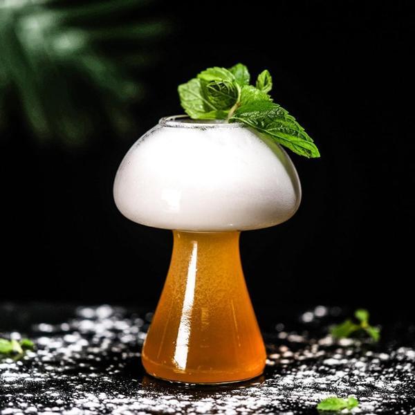 Das magische Pilzglas, ideal als Geschenk und einzigartiges Partyzubehör für Cocktailabende.